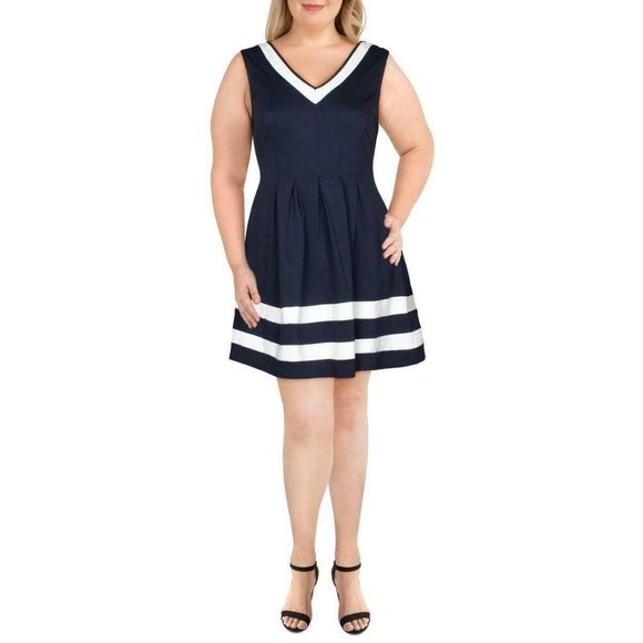 Monteau Dresses & Skirts - New Monteau Womens Navy Striped V Neck Knit Fit &